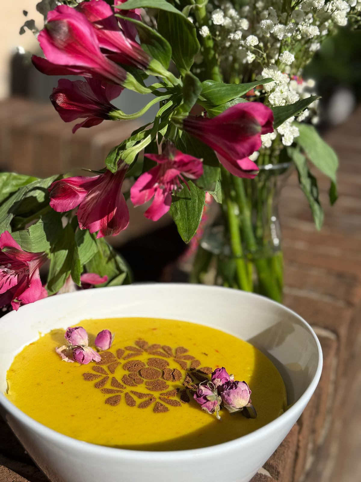 Persian Saffron Pudding (Zafaron Fereni)